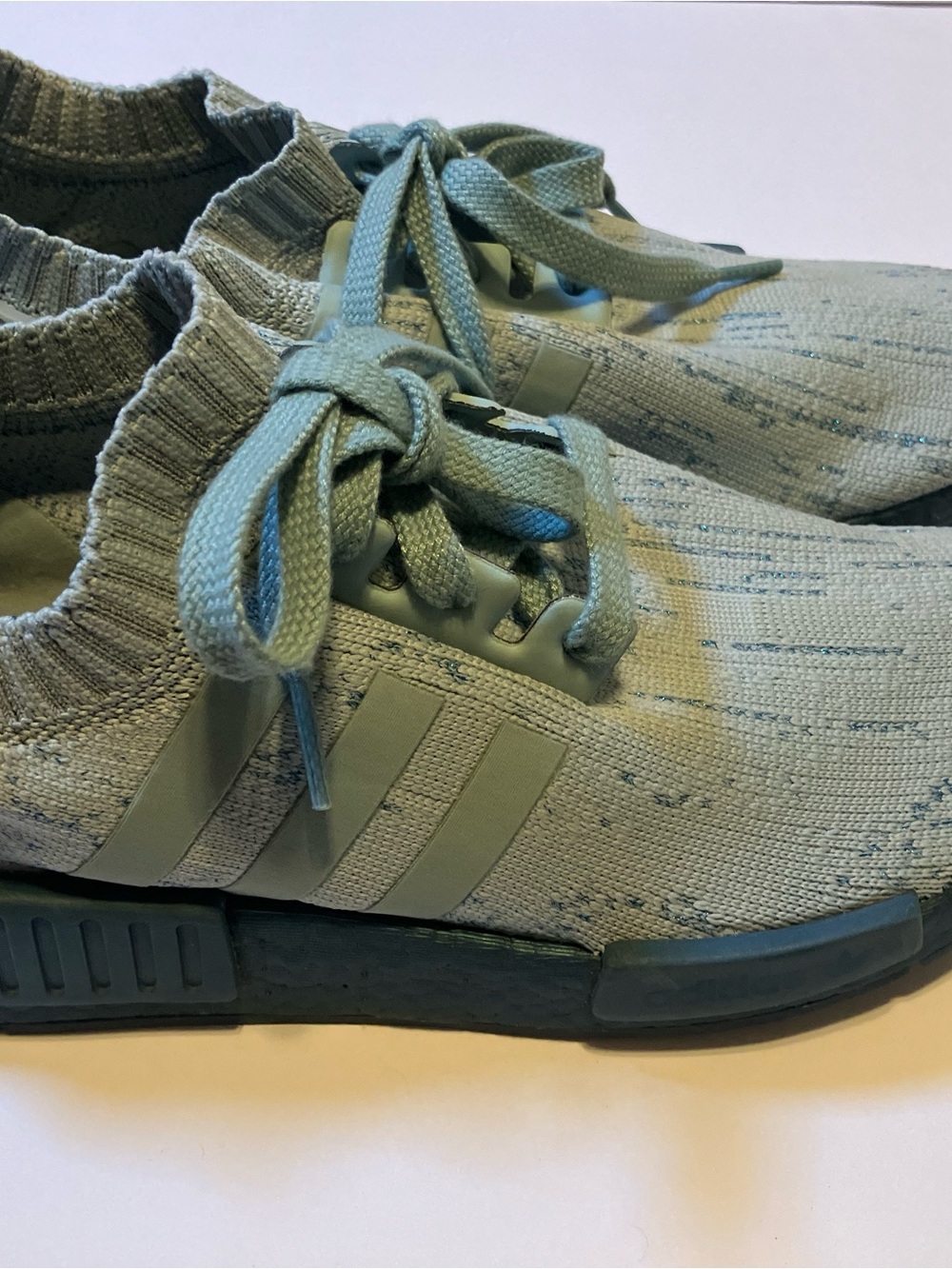 Women) adidas NMD_R1 PK 'Sea Crystal' size 7.5 like new